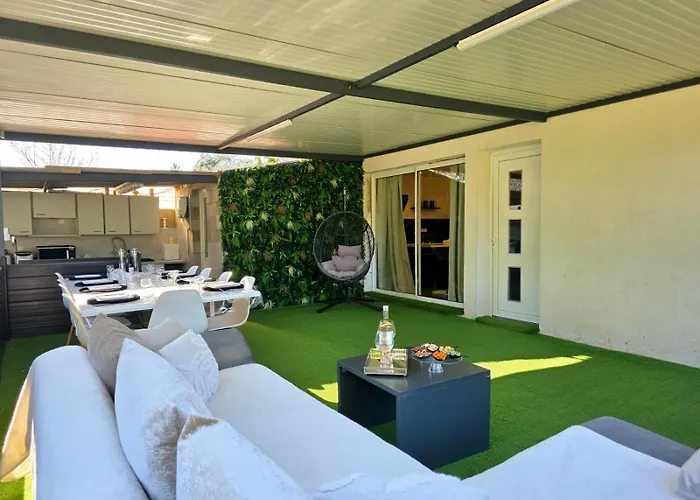 Maison De L'agly - De Standing